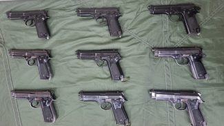 Todas as pistolas extraviadas do Exército são recuperadas