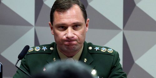 Imagem referente a Mauro Cid chega ao Supremo para prestar depoimento