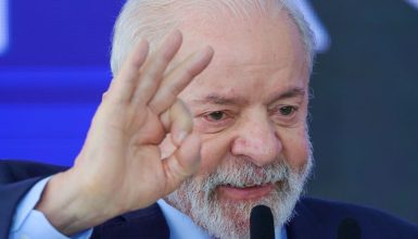 Imagem referente a “Estou vivo”, diz Lula sobre tentativa de golpe