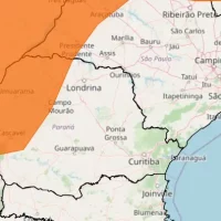 Imagem referente a Alerta laranja: Paraná enfrenta chuvas intensas e ventos de até 100km/h