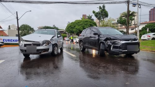 Imagem referente a Acidente causa interdição de ruas no Centro de Cascavel