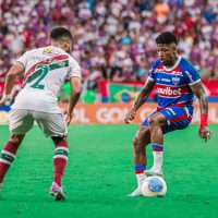 Imagem referente a Fluminense e Fortaleza fazem duelo de opostos no Brasileiro