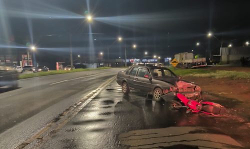 Imagem referente a Apesar de forte colisão frontal, motociclista tem lesões leves na PR-160