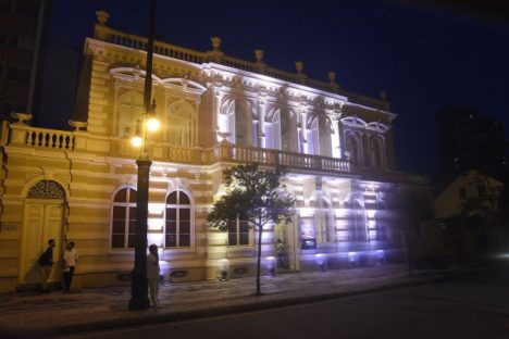 Imagem referente a MIS-PR abre inscrições para visita guiada noturna com roda de conversa