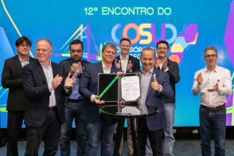 Imagem referente a Com CNPJ e estrutura administrativa, governadores assinam formalização do Cosud