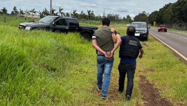 Imagem referente a RF apreende caminhonete carregada com mais de 700 quilos de maconha em Paranacity