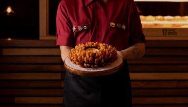 Imagem referente a Trabalhe no Outback Cascavel: 84 vagas disponíveis