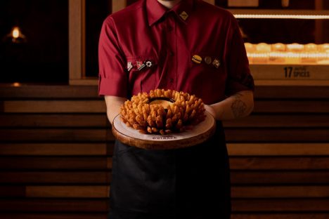 Imagem referente a Trabalhe no Outback Cascavel: 84 vagas disponíveis