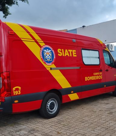 Imagem referente a Homem cai de telhado e é socorrido pelo Siate no bairro Coqueiral