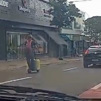 Imagem referente a Uso inadequado de patinetes em vias preocupa moradores de Cascavel