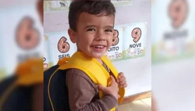 Imagem referente a Menino de 3 anos morre afogado durante viagem familiar