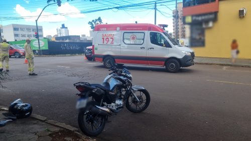 Imagem referente a Jovens ficam feridos em acidente na Rua Rio Grande do Sul