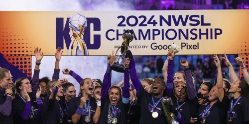 Imagem referente a Marta é campeã com Orlando Pride na liga feminina de futebol nos EUA