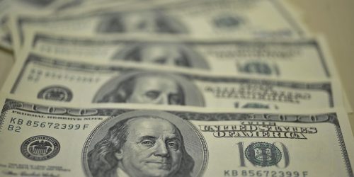 Imagem referente a Contas externas têm saldo negativo de US$ 5,88 bilhões em outubro