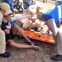 Imagem referente a Jovem quebra o braço em acidente entre motos na Rua Recife