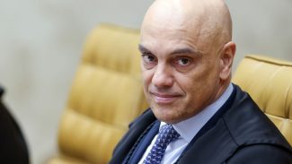 Moraes retira sigilo de inquérito de tentativa de golpe