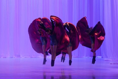 Imagem referente a Escola de Dança Teatro Guaíra apresenta o espetáculo “Crisálida” na sexta-feira