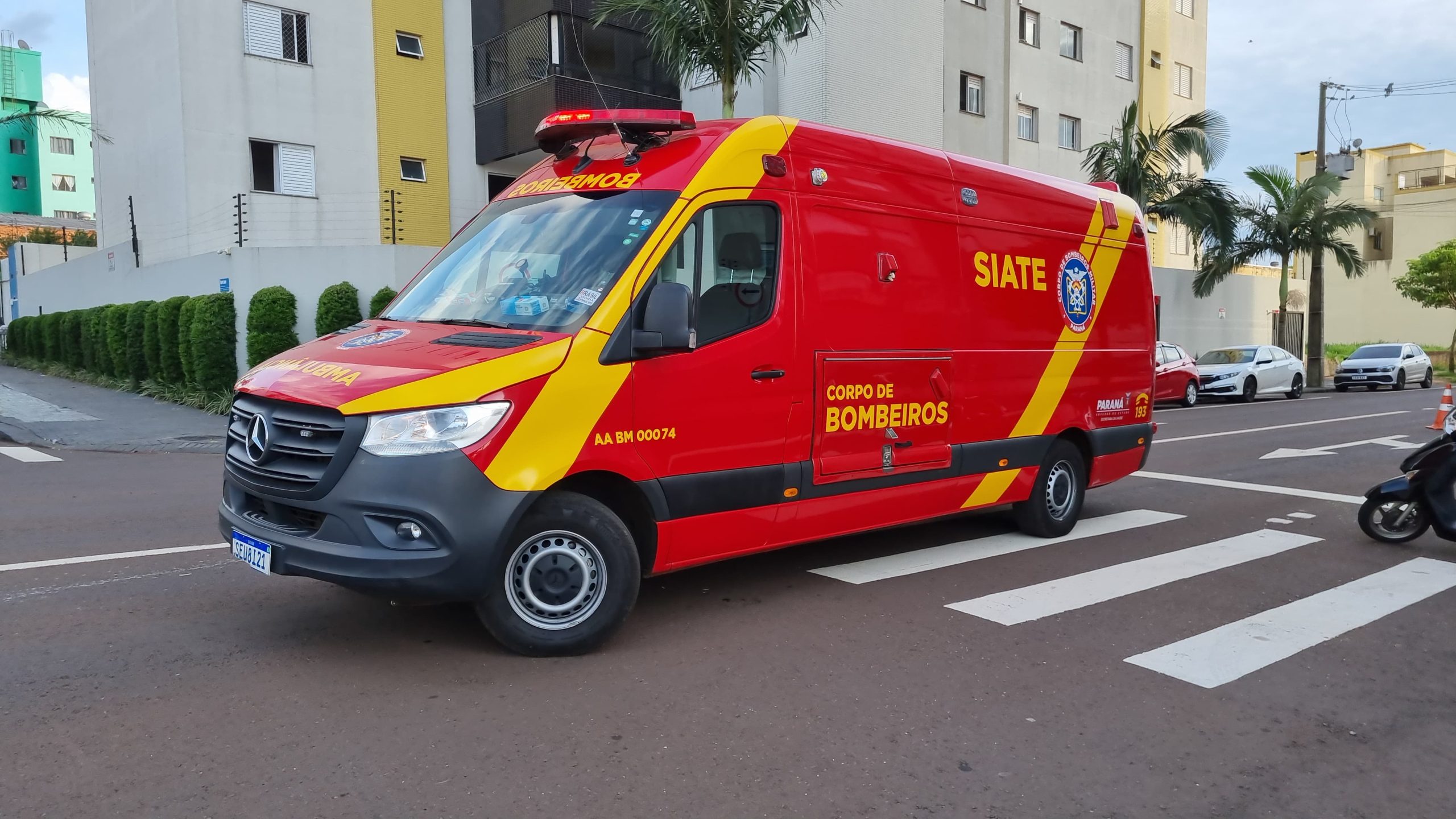 Motociclista fica ferido em colisão com Ecosport no Centro de Cascavel