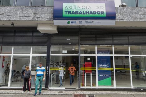 Imagem referente a Agências do Trabalhador colocaram 150,2 mil pessoas em vagas de emprego em 10 meses