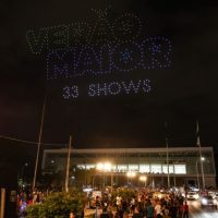 Imagem referente a Maior show de drones da história do Paraná marca o lançamento da programação do verão