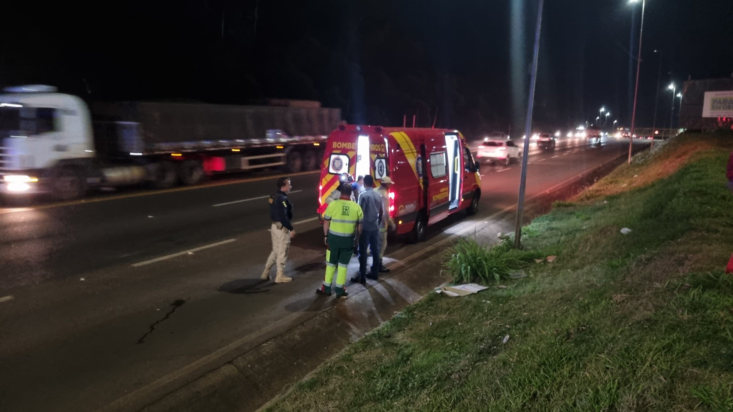 Homem fica ferido em acidente na BR-277 em Cascavel
