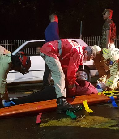 Imagem referente a Em busca de salão para casamento, noiva fica ferida em acidente na Rua Bom Jesus