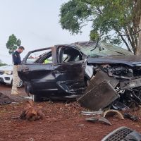 Imagem referente a Nasceu de novo! Homem sofre ferimentos moderados após capotamento na BR-277, em Cascavel