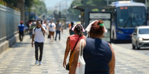 Imagem referente a Rio registra 43,2°C nesta quinta-feira, temperatura recorde no ano