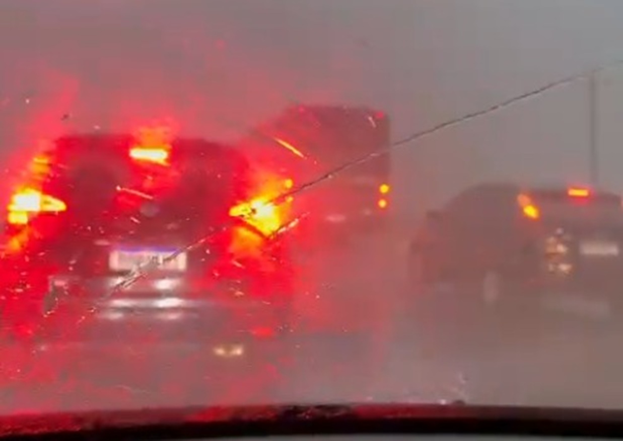 Forte chuva paralisa trânsito na BR-163 e internauta relata medo