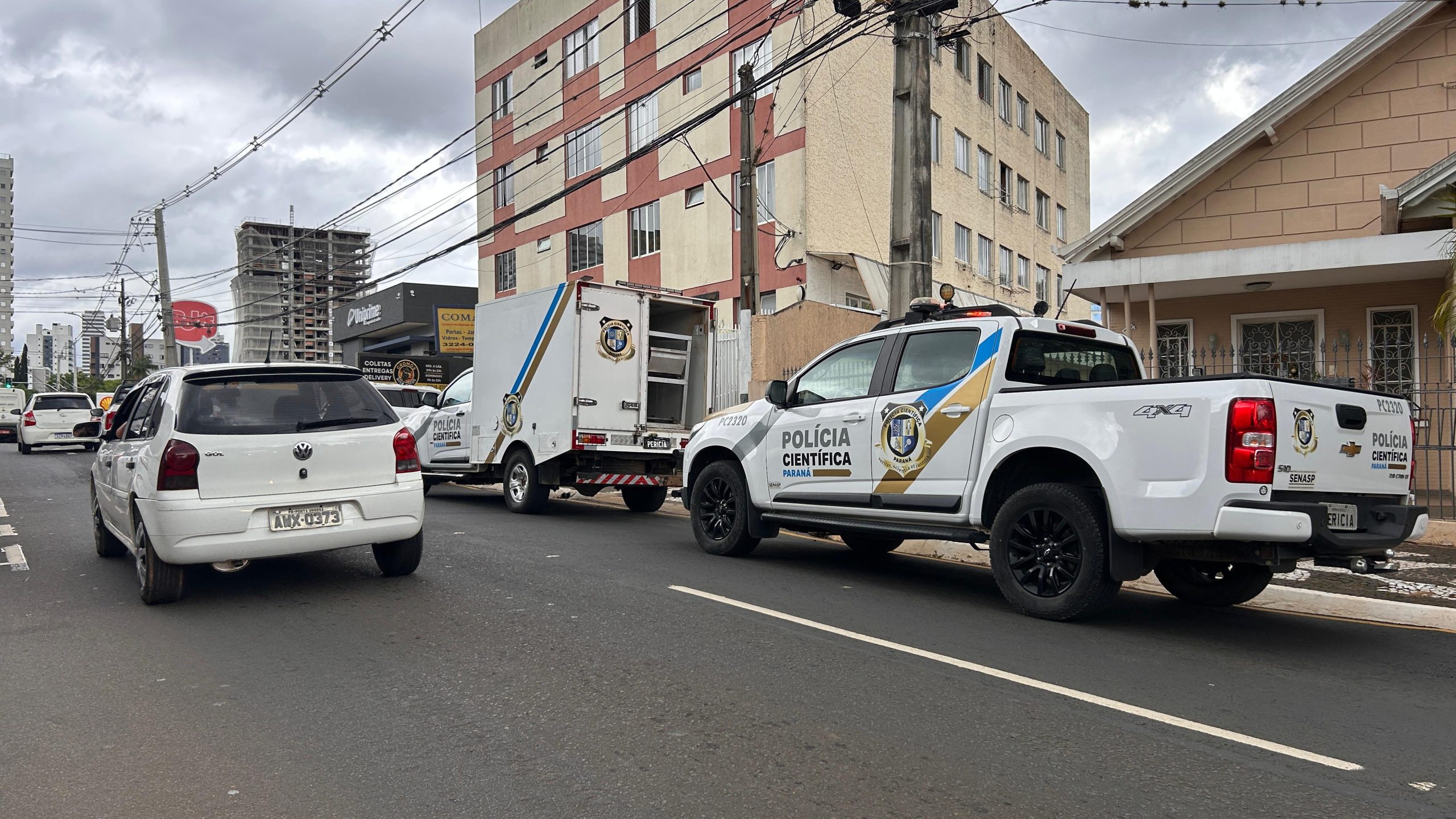 Médico é preso suspeito de matar a própria mãe em apartamento Médico é preso suspeito de matar a própria mãe em apartamento