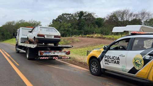 Imagem referente a Gol carregado com cigarros é apreendido e encaminhado à RF de Cascavel