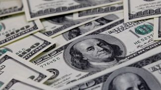 Dólar fecha a R$ 6 pela primeira vez na história