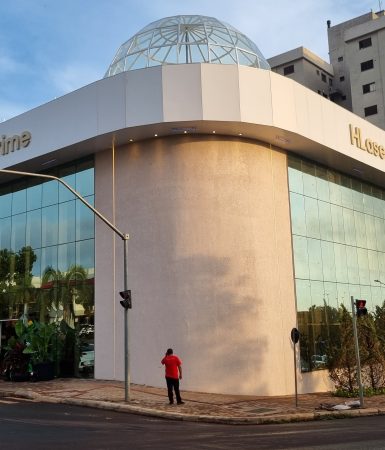 Imagem referente a Cascavel celebra o Natal com inauguração de novo hospital e espetáculo grandioso