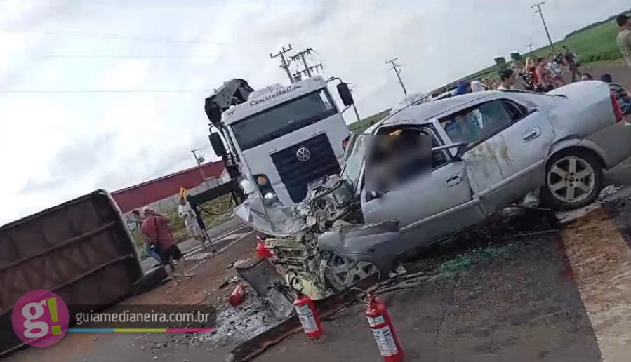 Tragédia: acidente entre Astra e ônibus deixa ao menos uma pessoa morta em Itaipulândia