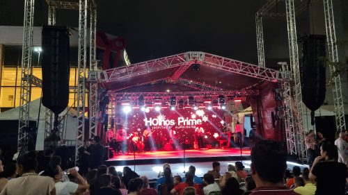 Imagem referente a Espetáculo natalino e inauguração do HLaser HOlhos Prime iluminam Cascavel