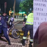 Imagem referente a Motociclista com sinais de embriaguez é detido em frente à Catedral de Cascavel