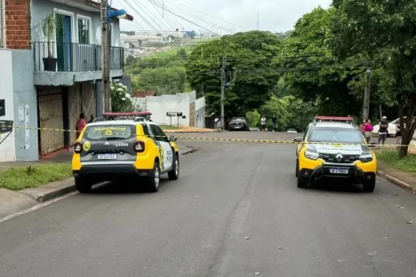 Duas pessoas são mortas a facadas em Maringá