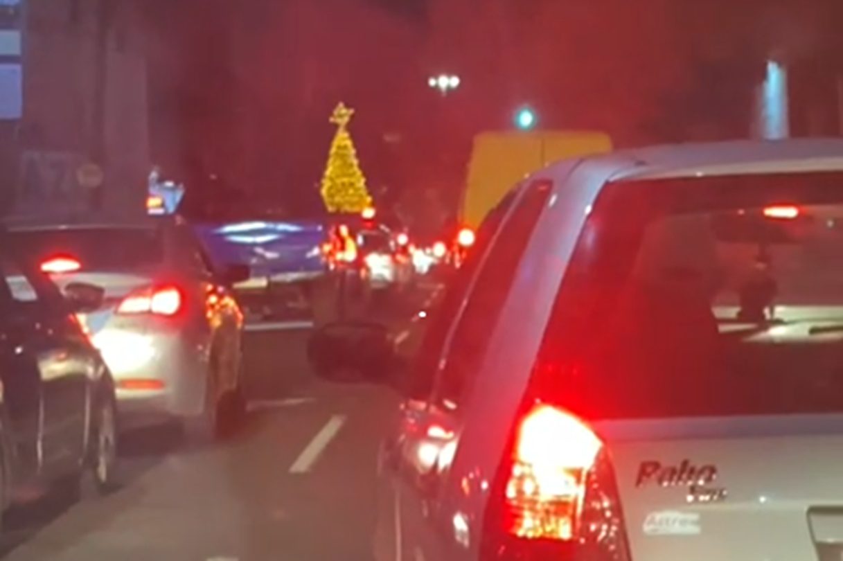 Fechamento de vias para evento esportivo gera transtorno no trânsito de Cascavel