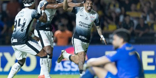 Imagem referente a Bahia e Corinthians pressionam Cruzeiro em disputa por Libertadores