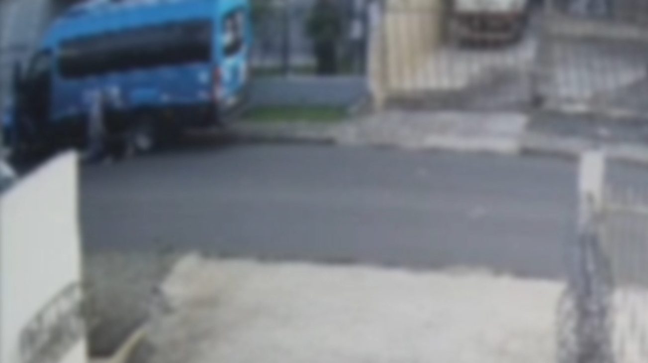 Desespero: Vídeo mostra jovem correndo do ex e sendo executada a tiros no meio da rua