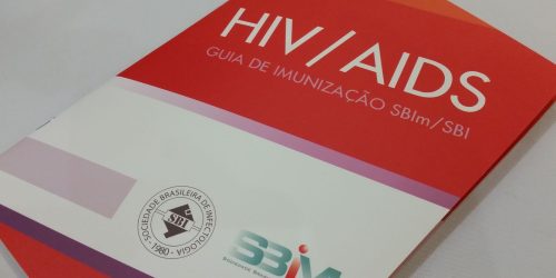 Imagem referente a Geriatra chama atenção para aumento de casos de HIV em idosos