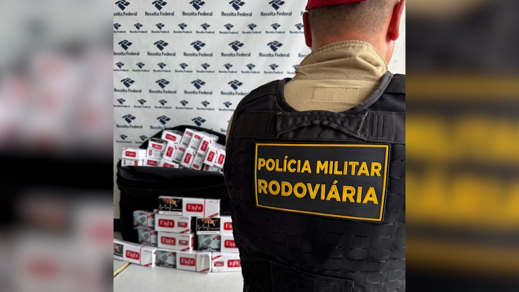 Contrabando de cigarros paraguaios é interceptado pela Polícia em Cascavel Contrabando de cigarros paraguaios é interceptado pela Polícia em Cascavel
