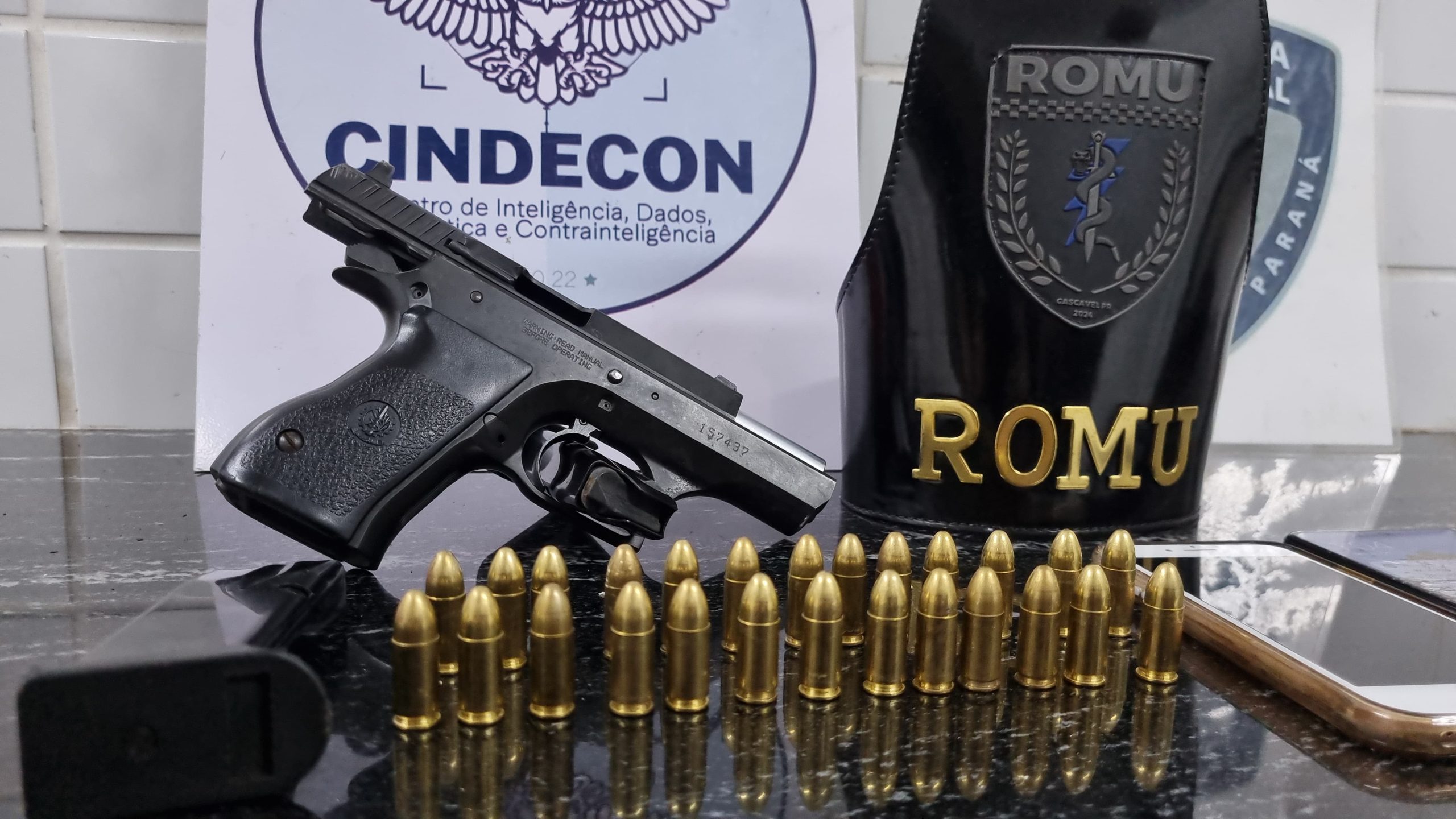 Condutor tenta fugir da Romu, mas é preso em posse de arma de fogo Condutor tenta fugir da Romu, mas é preso em posse de arma de fogo