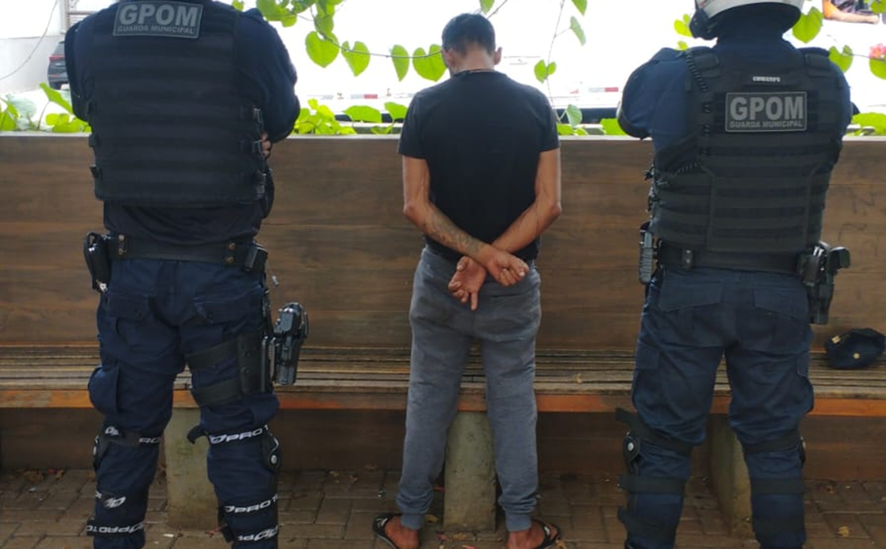 Durante abordagem de rotina equipe do GPOM prende procurado pela Justiça