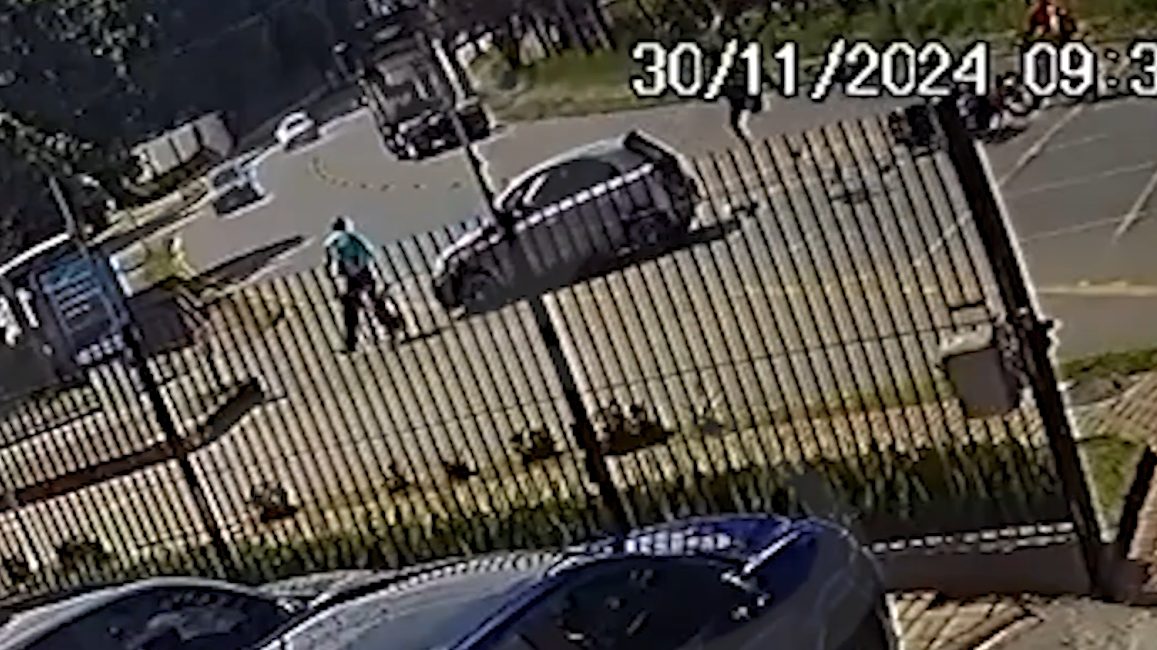 Colisão com morte: Vídeo mostra carro fazendo conversão à esquerda e batendo de frente com moto