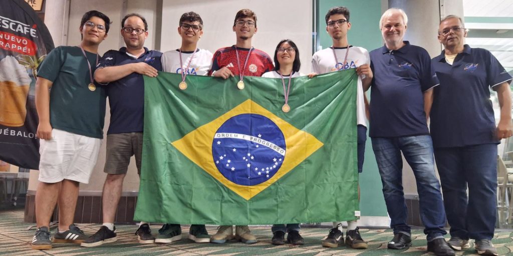 Brasileiros ganham medalhas em Olimpíada de Astronomia e Astronáutica