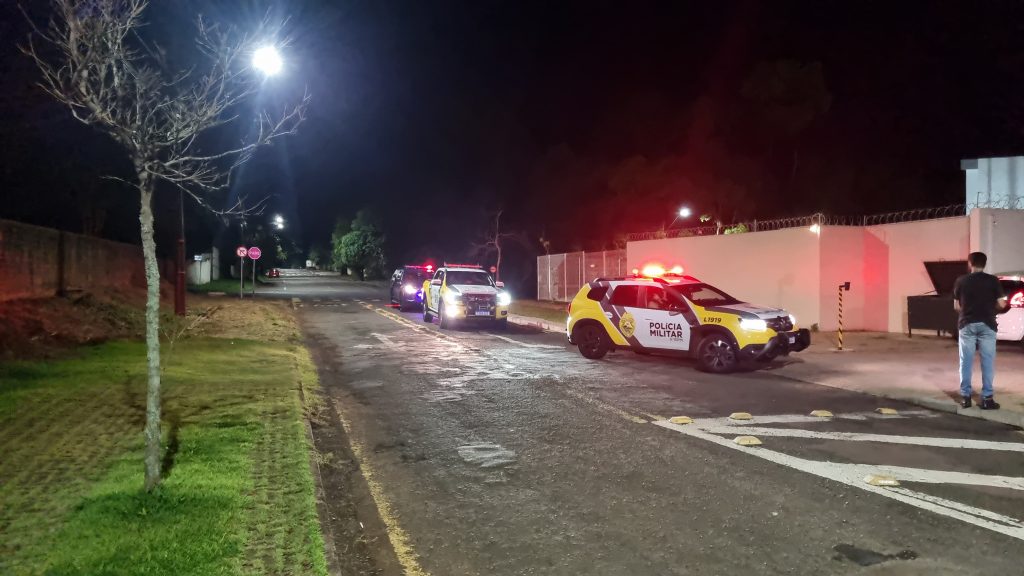 Romu e PM prendem grupo acusado de tentativa homicídio em Assis Chateaubriand Romu e PM prendem grupo acusado de tentativa homicídio em Assis Chateaubriand