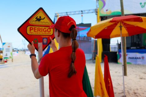 Imagem referente a Litoral do Paraná terá mais postos de guarda-vidas ativos nesta temporada