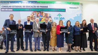 Conselho Estadual de Educação homenageia melhores instituições de ensino do Paraná