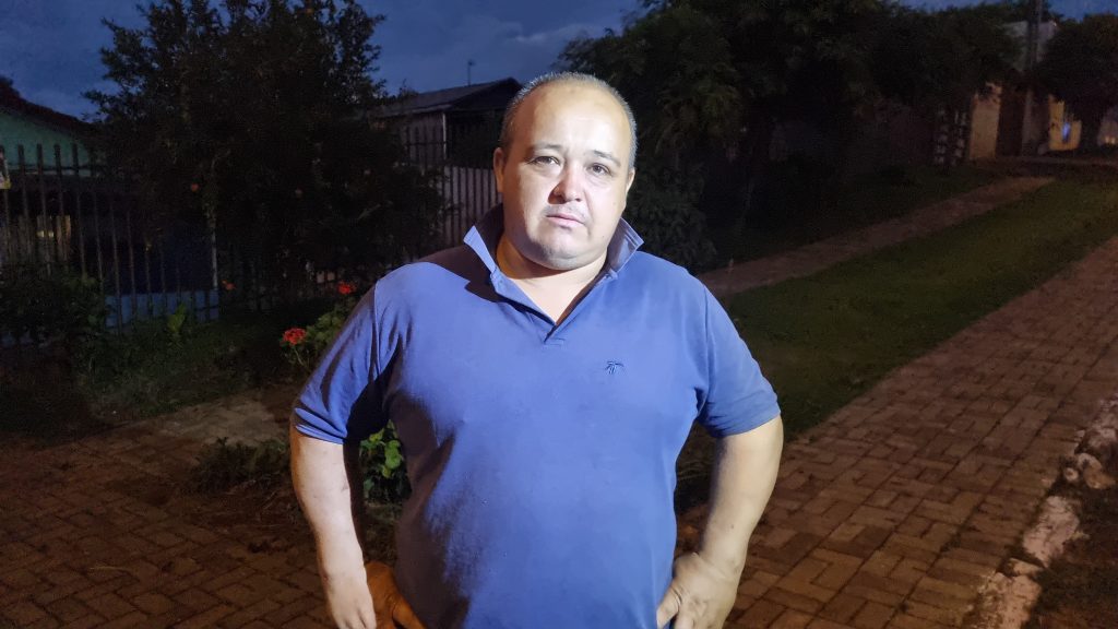 Morador pede para que trecho da Rua Olindo Periolo seja fechado Morador pede para que trecho da Rua Olindo Periolo seja fechado